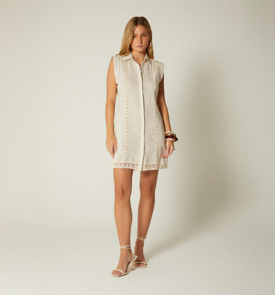 VESTIDO CORTO CAMISERO CON ENCAJES