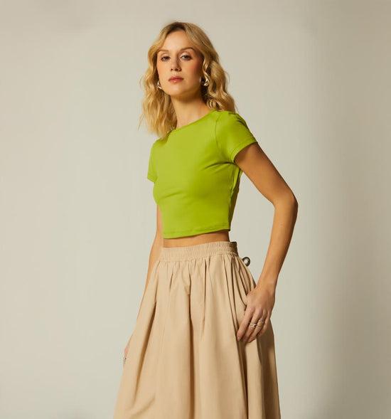 BLUSA CROP  MANGA CORTA ESCOTE ESPALDA
