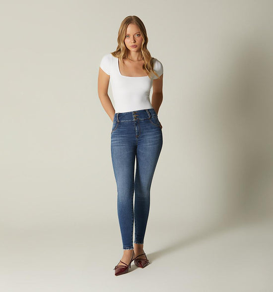 JEAN ULTRASLIM TIRO SUPER ALTO PRETINA A