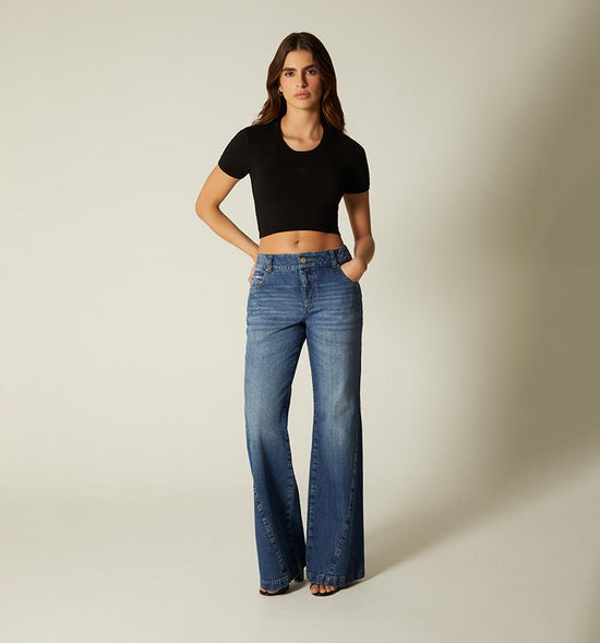 BLUSA MANGA CORTA  CON BORDADO