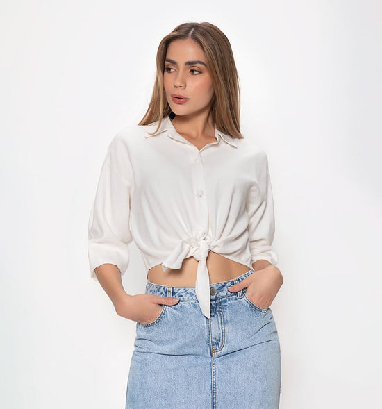 BLUSA CAMISERA MANGA LARGA CON AMARRE EN