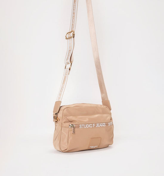 BOLSO MANOS LIBRES EN NYLON CON LOGO STU