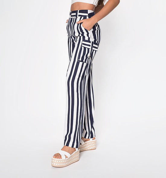 PANTALON PALAZO CON BOLSILLOS EN COSTADO