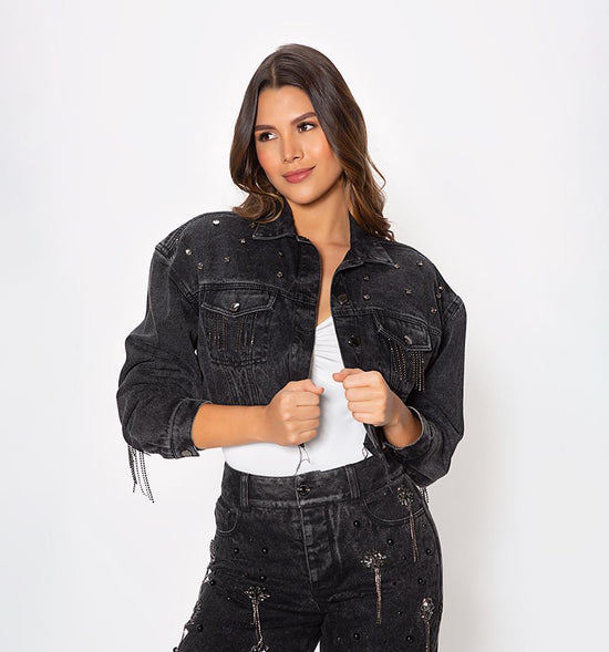 CHAQUETA NEGRO VINTAGE OVERSIDE CON CRIS