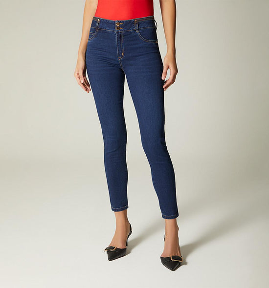 JEAN ULTRASLIM TIRO ALTO PRETINA ANCHA