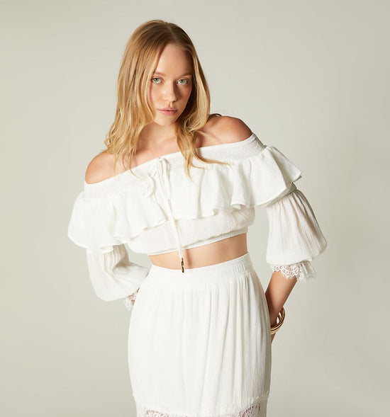 BLUSA ESCOTE BANDEJA